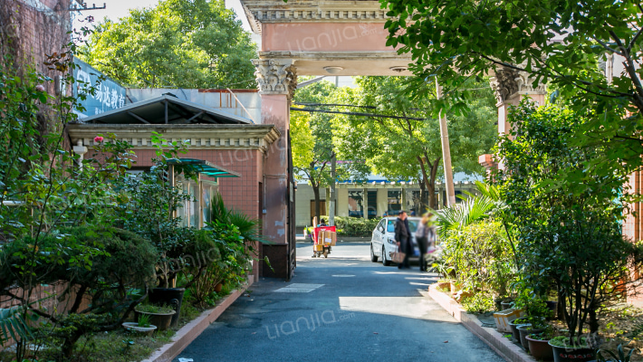 惠盛公寓外景图