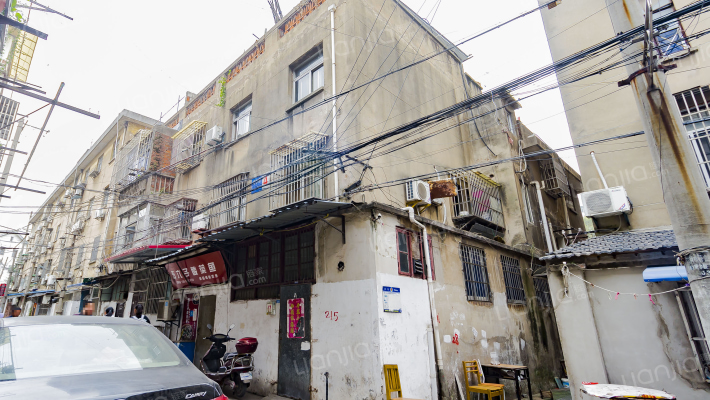 网巾桥外景图