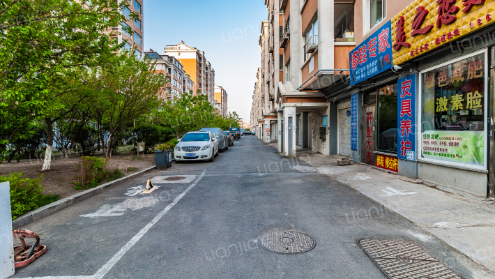 松苑小区外景图