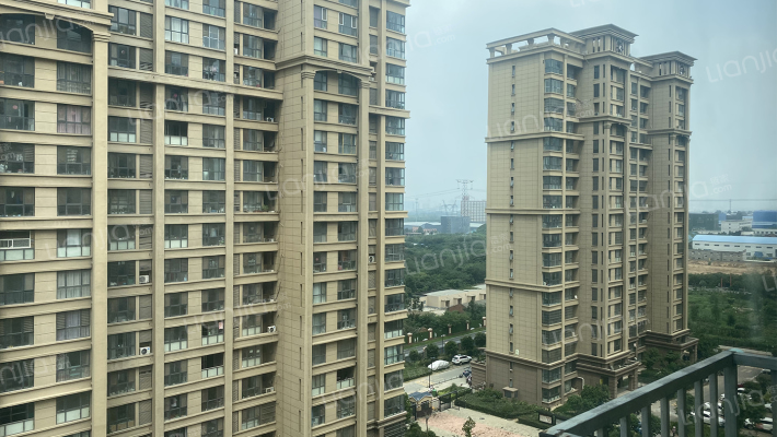 帝华凯旋城外景图