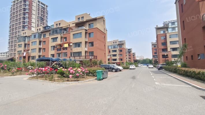 翡翠城映翠园外景图