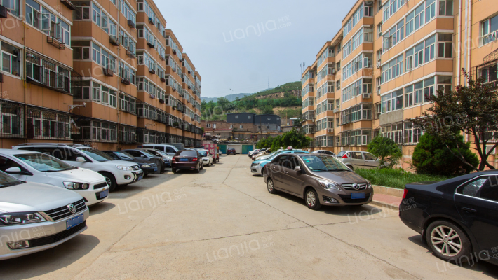 市一建物业丽园小区外景图