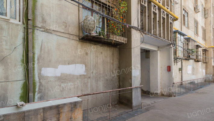 水利厅市外贸车队家属院外景图