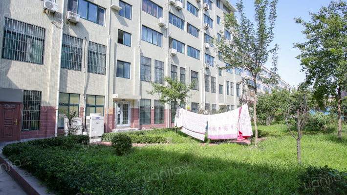 寳龍花园外景图