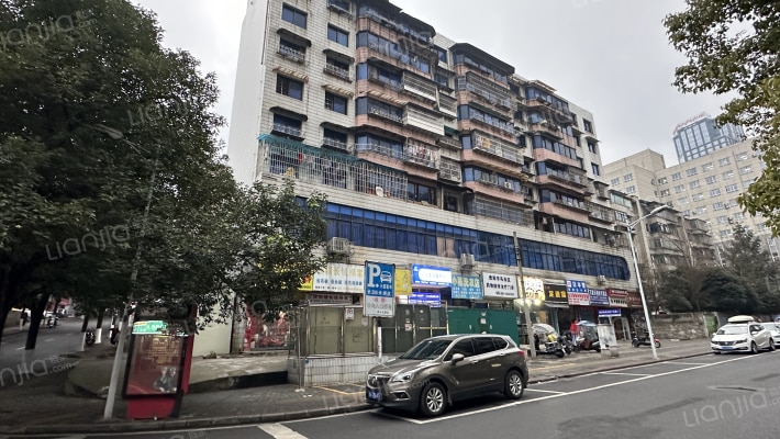 供水局宿舍外景图