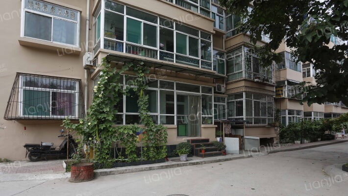 山西化学纤维研究所住宅小区外景图