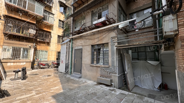 白云巷32号外景图