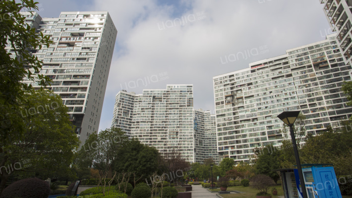 融侨华府外景图