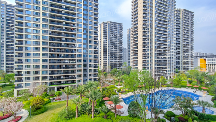 滨江滨涛映月外景图