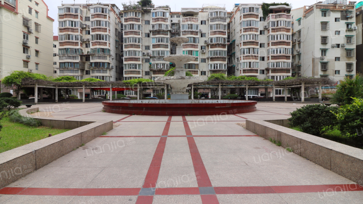 湖心花园外景图