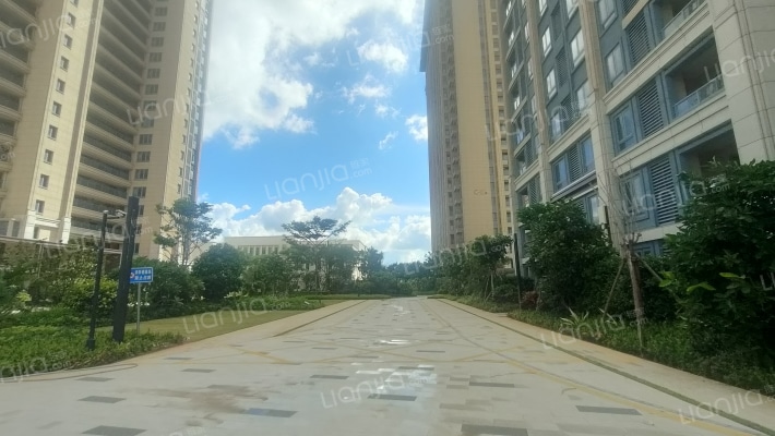 环球100宝龙城外景图