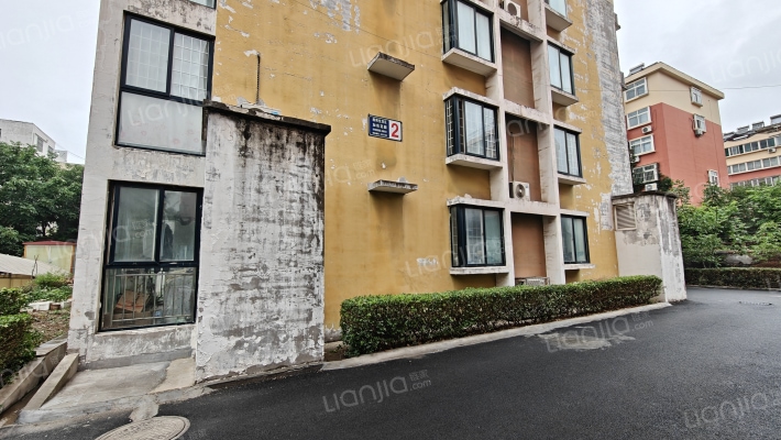 般阳生活区加伦花园外景图