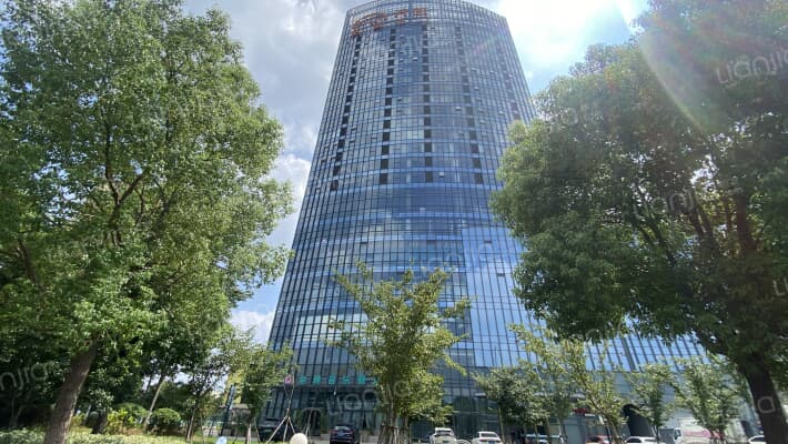 吴江财智金鹰商业中心外景图