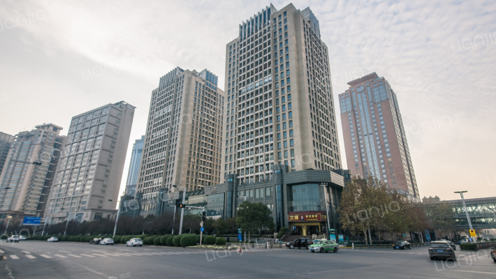 金成东方国际外景图