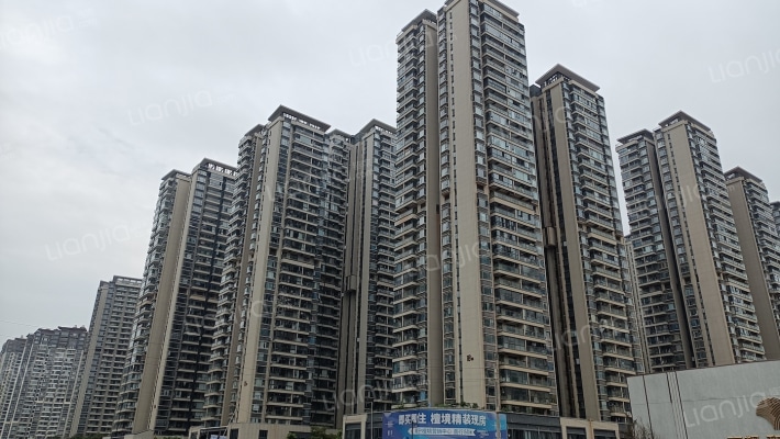 阳光城大唐檀境外景图