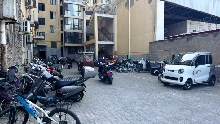 凤河公寓外景图