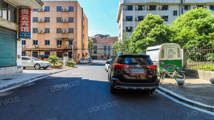 五星公寓四期外景图