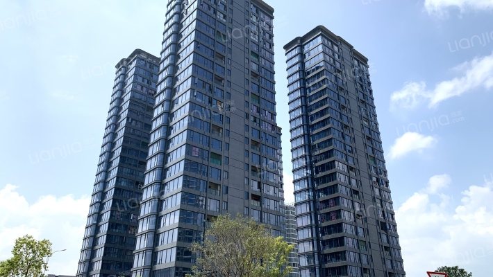 荣融繁星里外景图