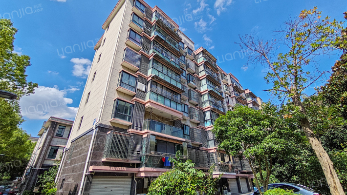 新城公寓外景图