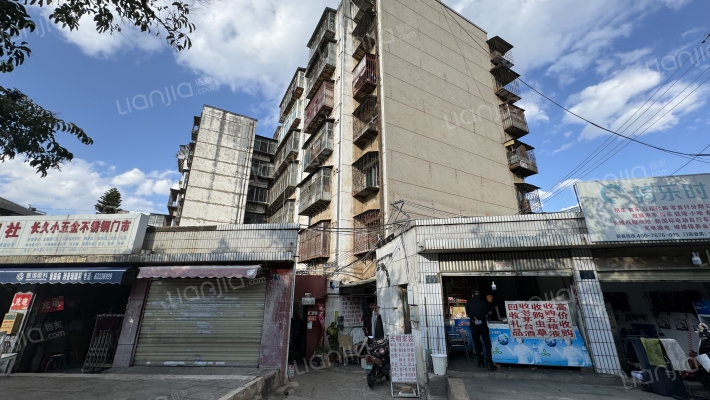 青年路45号外景图