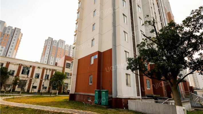 阳澄湖畔花苑三区外景图