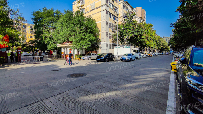 嘉华住宅小区外景图