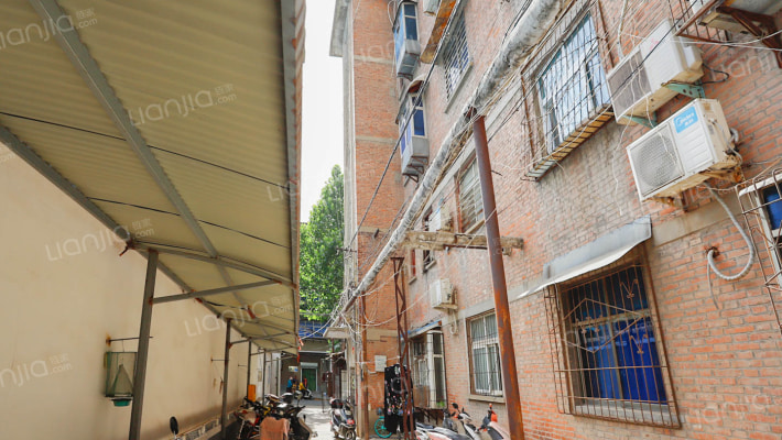 工农路33号院外景图