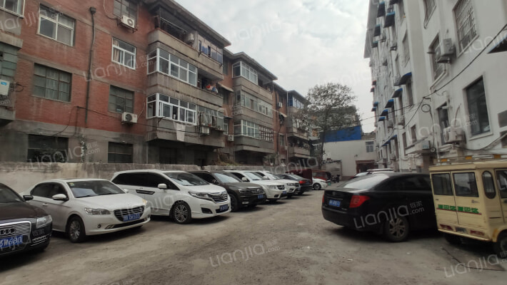 亨通小区外景图