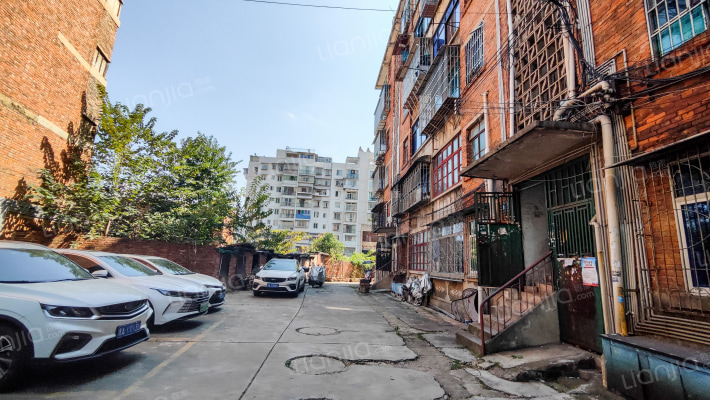 黔江机械厂外景图