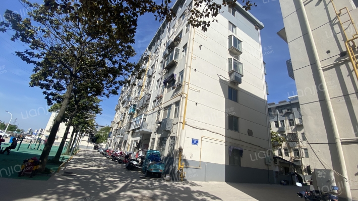 电厂家属区西住宅区外景图