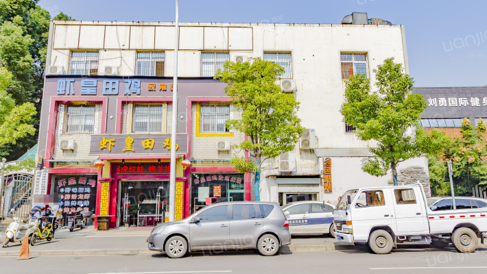 瑞安街商业外景图