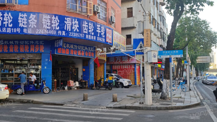 创业红山西路外景图