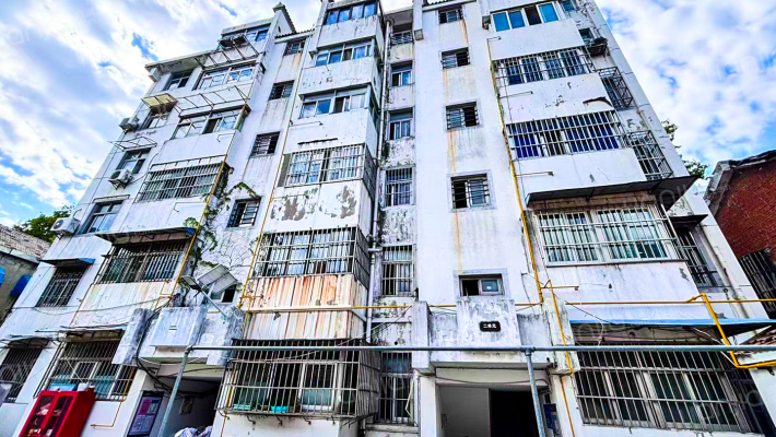 清江影都宿舍外景图