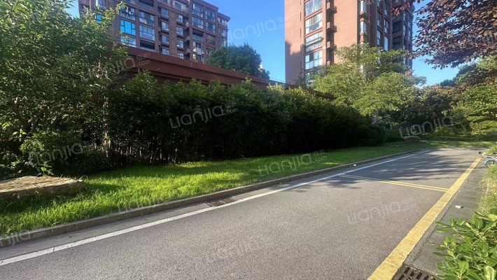 美麟香漫山外景图