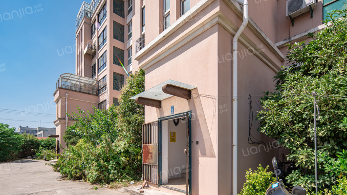 华美公寓外景图