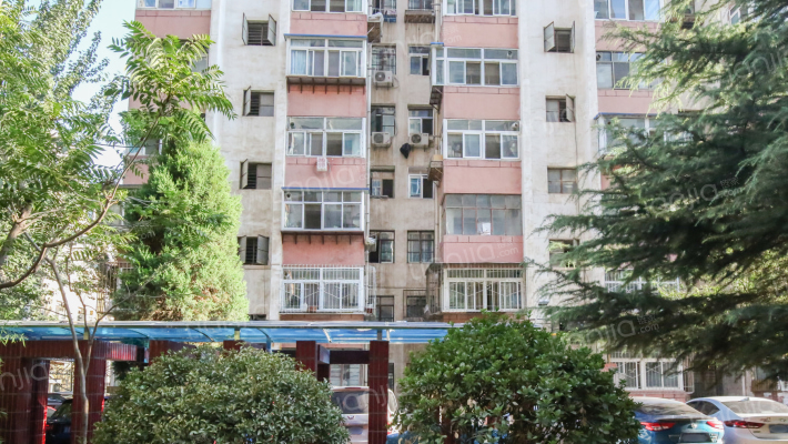 康怡园小区外景图