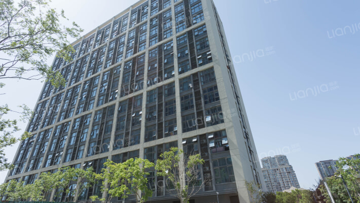 富力广场外景图