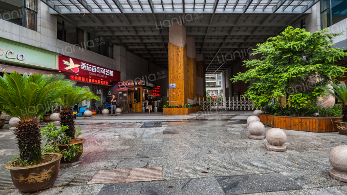 锦春大厦外景图