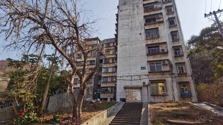 民警宿舍外景图