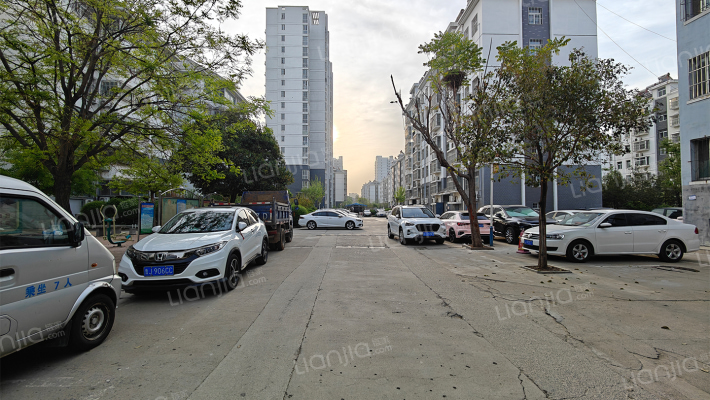 峪龙佳苑西区外景图