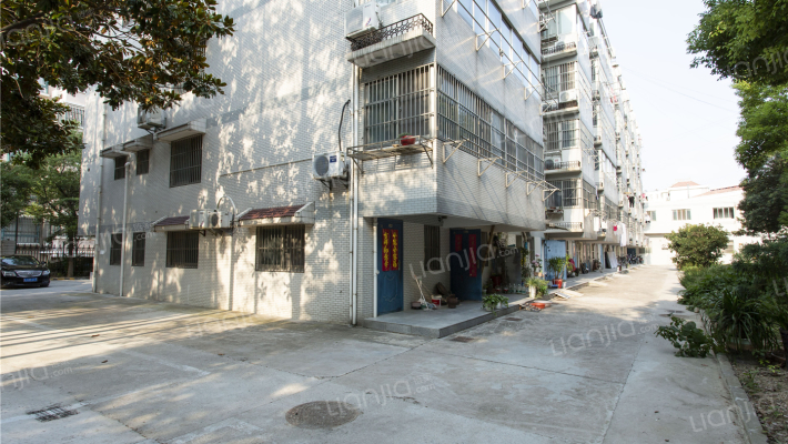 新阜住宅小区外景图