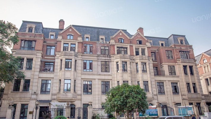 中海半岛墅外景图