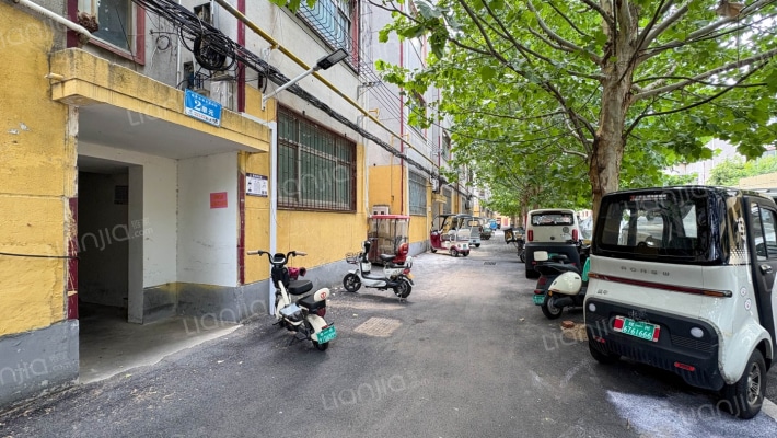 建业市场北家属院外景图