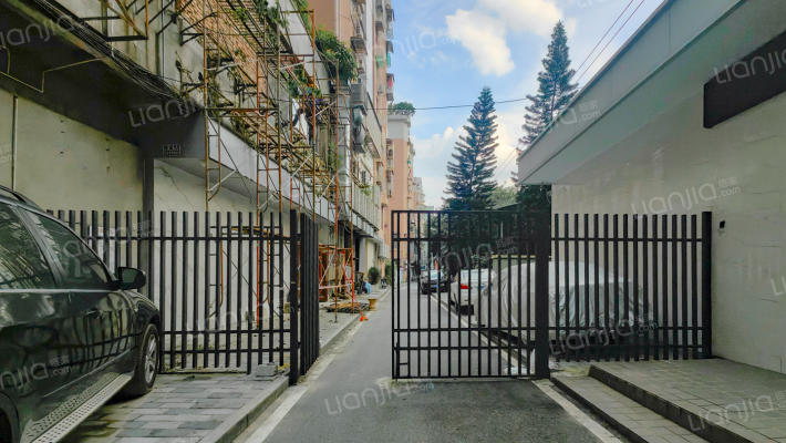 体育东小区外景图