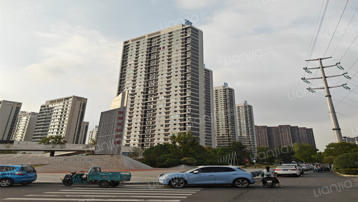 富力皖投大河城章外景图