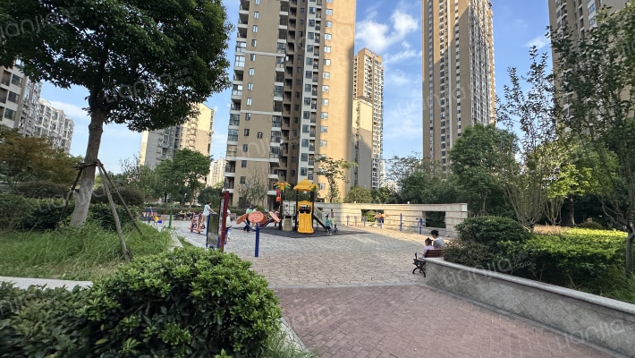 华星融城一期外景图