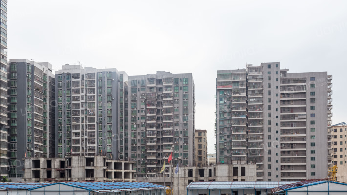 清泉小区外景图