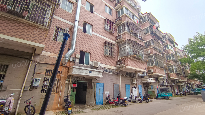 凯旋小区外景图