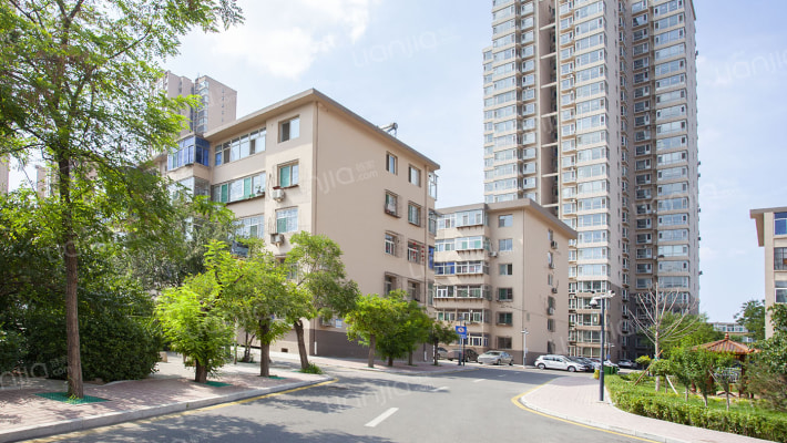 山西中医药大学宿舍外景图