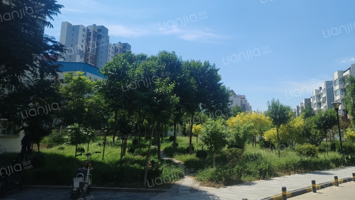 丰泰小区南区外景图